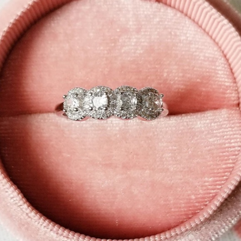 Sterling silver engagement ring - Picture 4 of 4